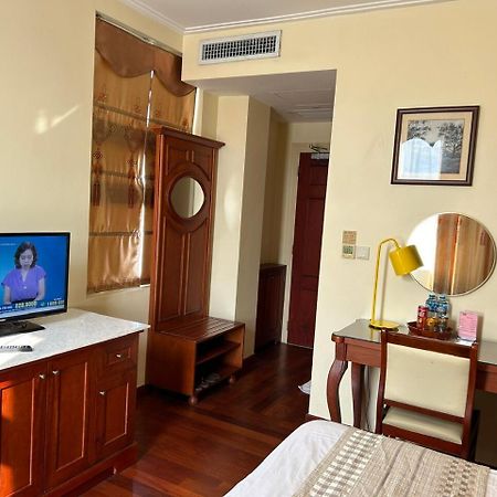Hotel Khach San Sa Chi - Mong Cai Extérieur photo